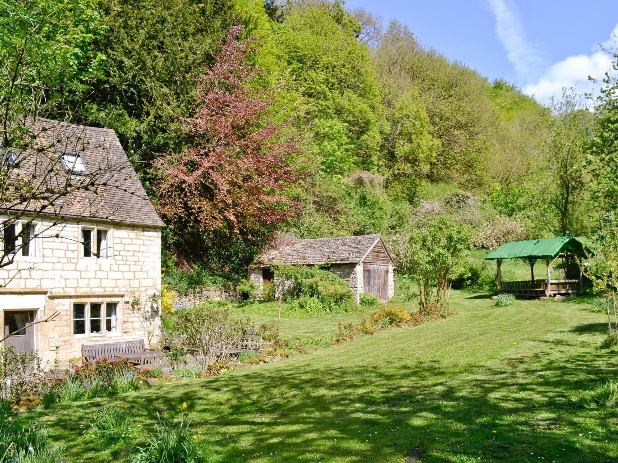 Driftcombe Farmhouse Bisley  Exteriér fotografie